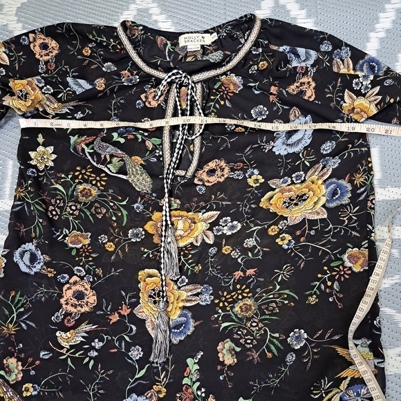 Molly Bracken Black floral‎ top - Picture 7 of 9